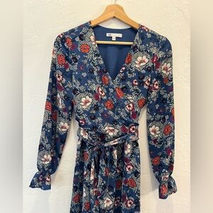 Beautiful floral Maxi Dress in very good condition. Used only twice